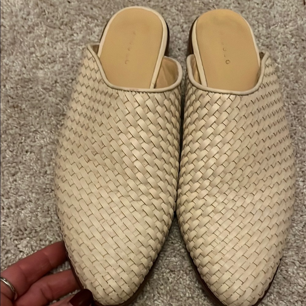 Nisolo Cream Woven Mules